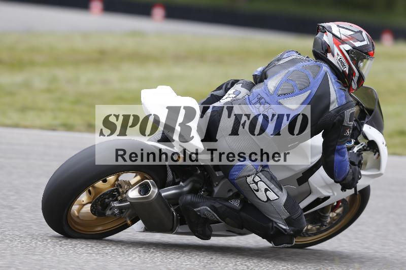/13 22.04.2024 Plüss Moto Sport ADR/Freies Fahren/45
